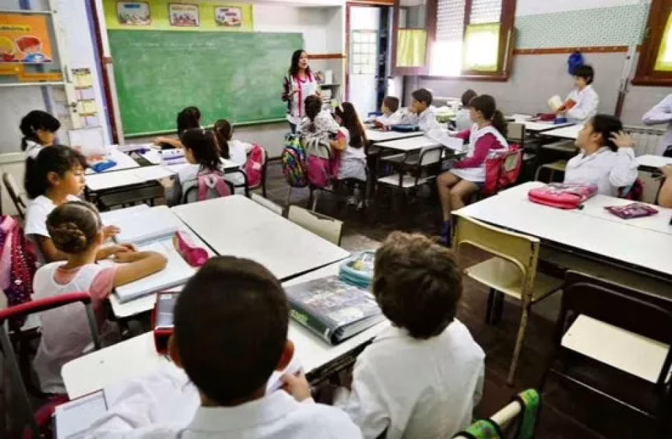 alumnos-primaria-clases-docentes-escuelajpg